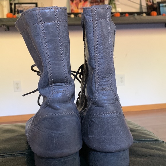 Steve Madden Troopa Boots - Picture 3 of 4